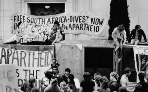 src.adapt_.960.high_.Apartheid_protest_120513.1425325642743